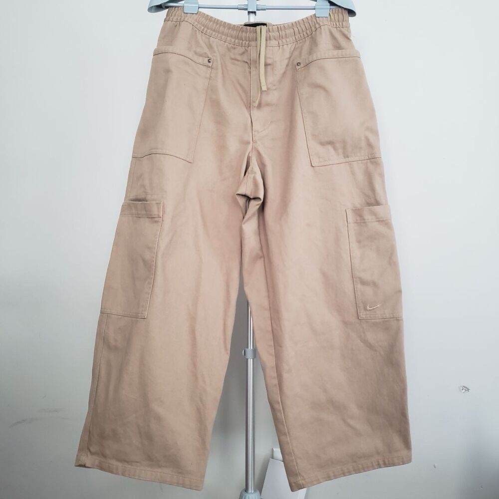 Nike Life Men's Size L Premium Twill Multi Pockets Cargo Pants Khaki HJ0643-297 - Picture 2 of 12